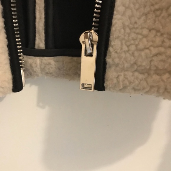 Sherpa jacket beige (S or M size) / Great quality and perfect condition - Picture 4 of 5